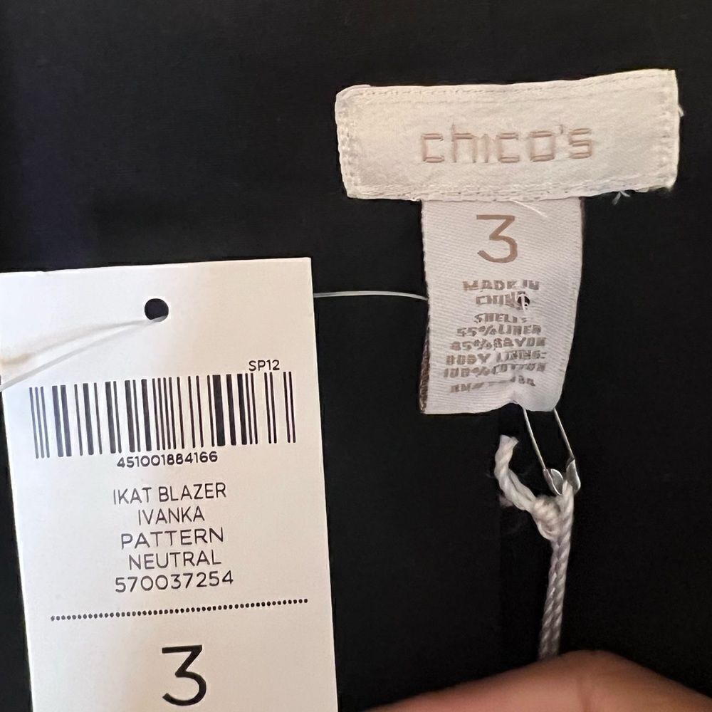Chico's Black and Cream Patterned Blazer - Picture 8 of 8